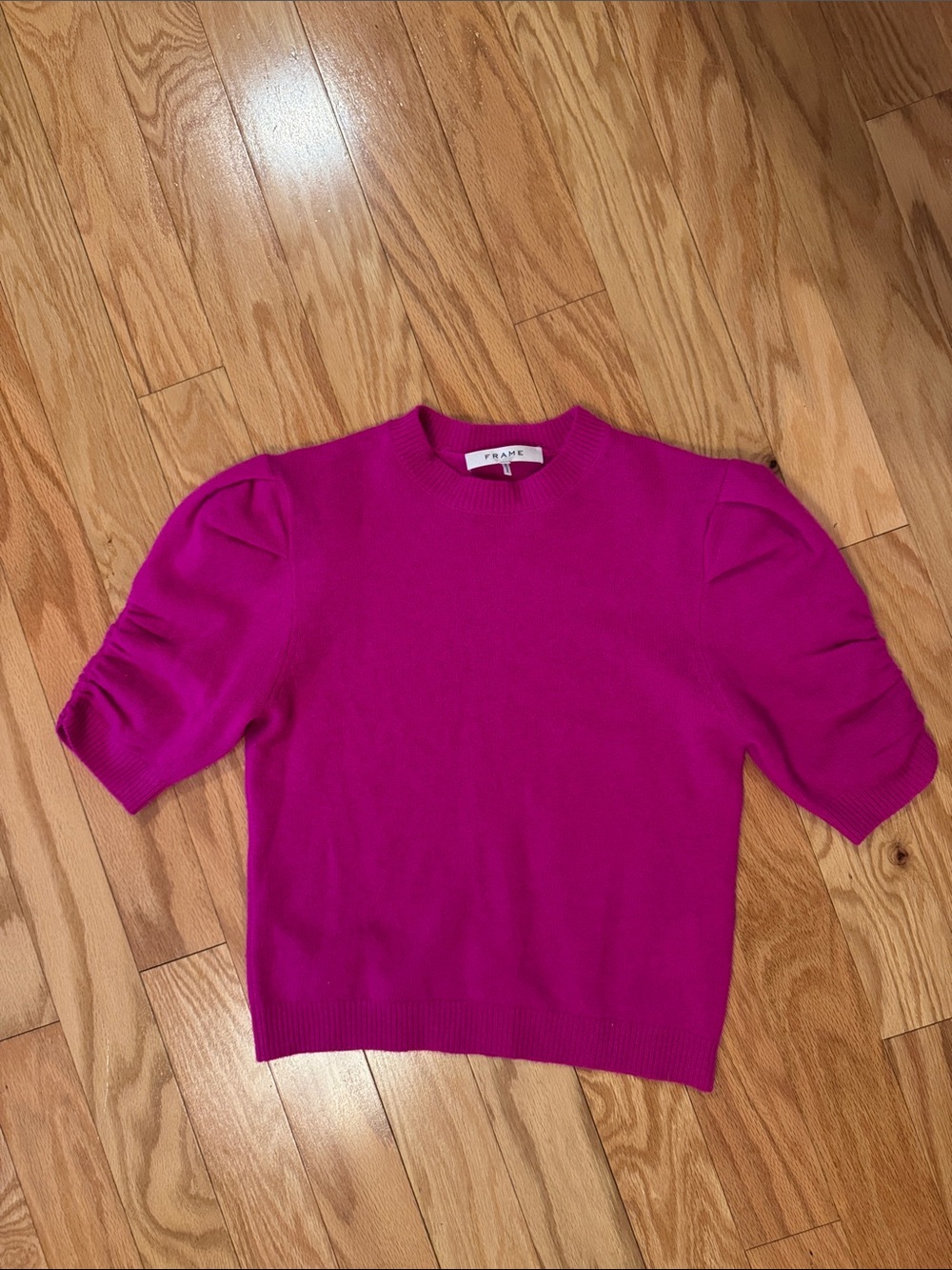 Frame Denim Magenta Puff-Sleeve Crewneck Sweater | 100% Cashmere